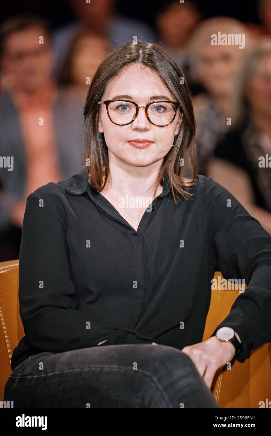 mdr-riverboat-journalistin-anne-h-hnig-anl-lich-der-aufzeichnung