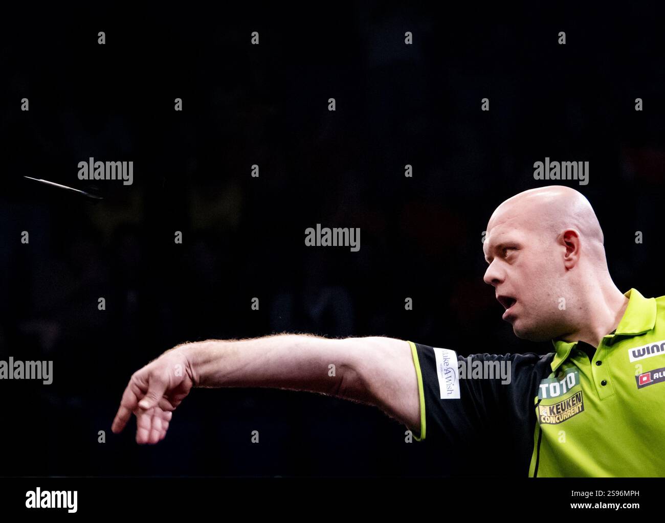 Michael van Gerwen Suffers Shocking First-Round Exit at Darts Finals Michael van Gerwen Suffers Shocking First-Round Exit at Darts Finals