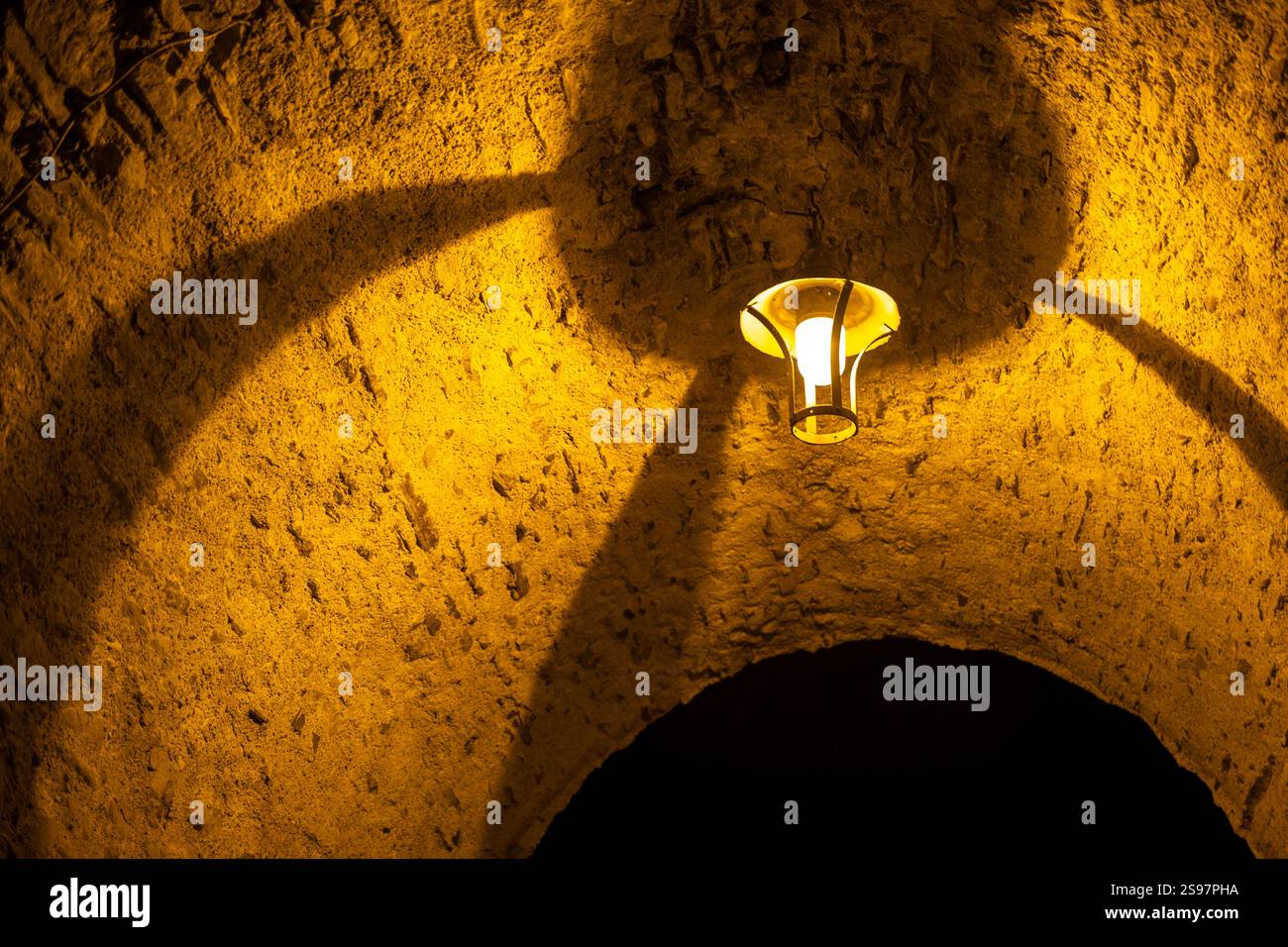Historic landmarks illuminated hi-res stock photography and images - Alamy
