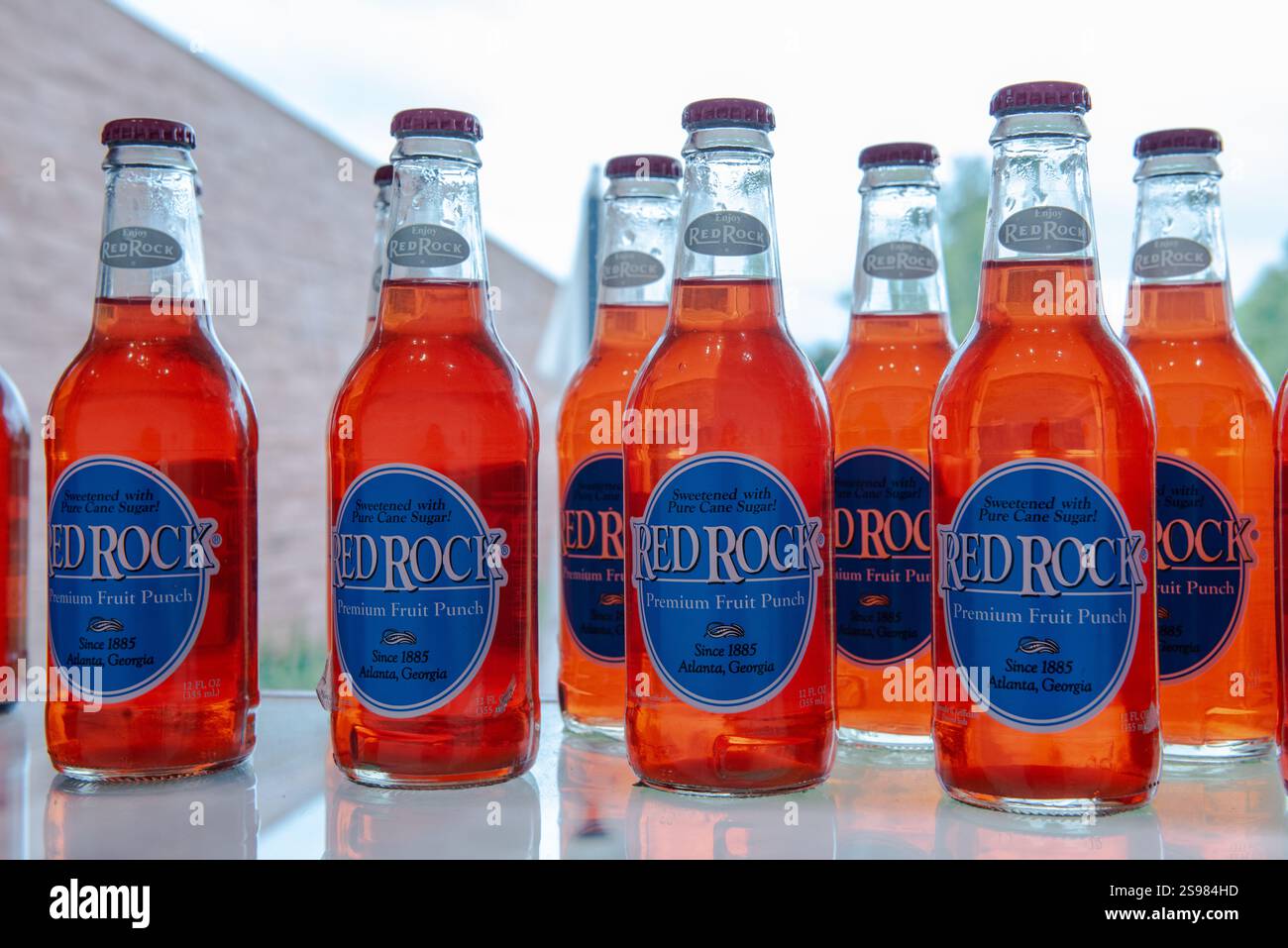 Soda pops hi-res stock photography and images - Alamy
