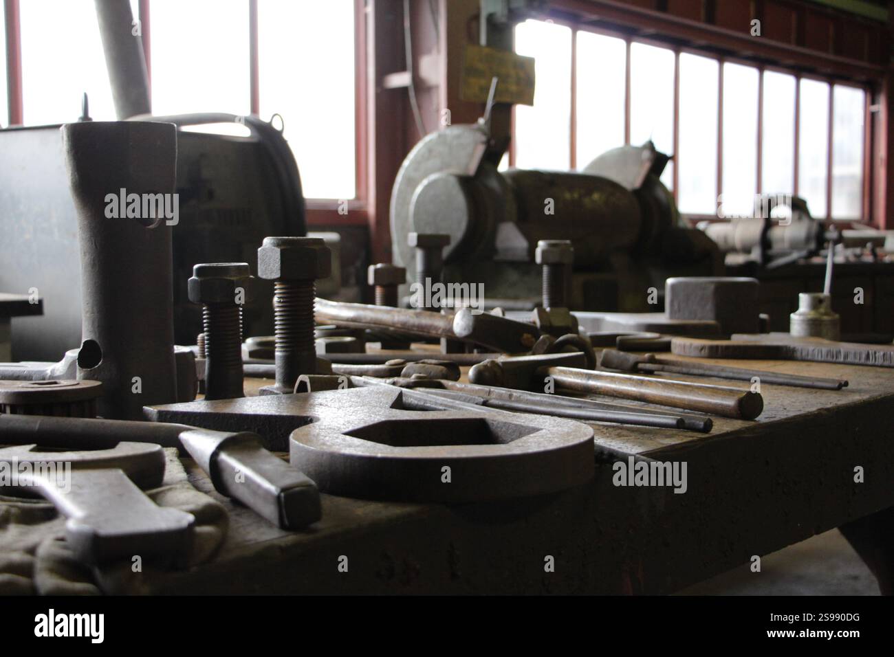 Blick auf den Arbeitsplatz eines Bergbau-Mechanikers Stock Photo