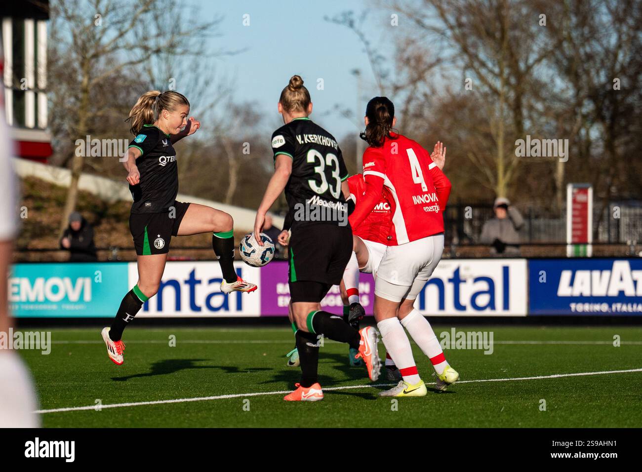 Alkmaar - Kirsten van de Westeringh of Feyenoord V1 during the thirtteenth round of the Azerion Vrouwen Eredivisie in season 2024/2025. The match is set between AZ V1 v Feyenoord V1 at AFAS trainingscomplex on 25 January 2025 in Alkmaar, The Netherlands. (Box to Box Pictures/Tom Bode) Stock Photo