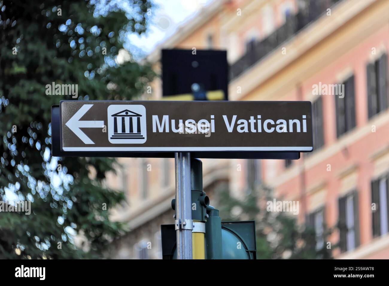 Signpost, Vatican Museums, Vatican, Rome, Italy, Signpost to the Vatican Museums against an urban background, Rome, Lazio, Italy, Europe Stock Photo