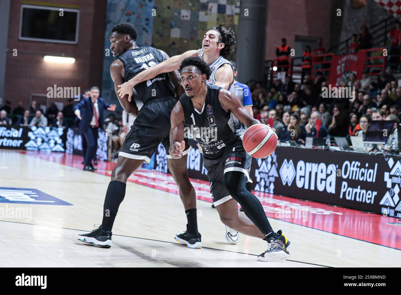 The Game Reggio Emilia Dominates Bertram Tortona Turning Points: The Second-Quarter Surge