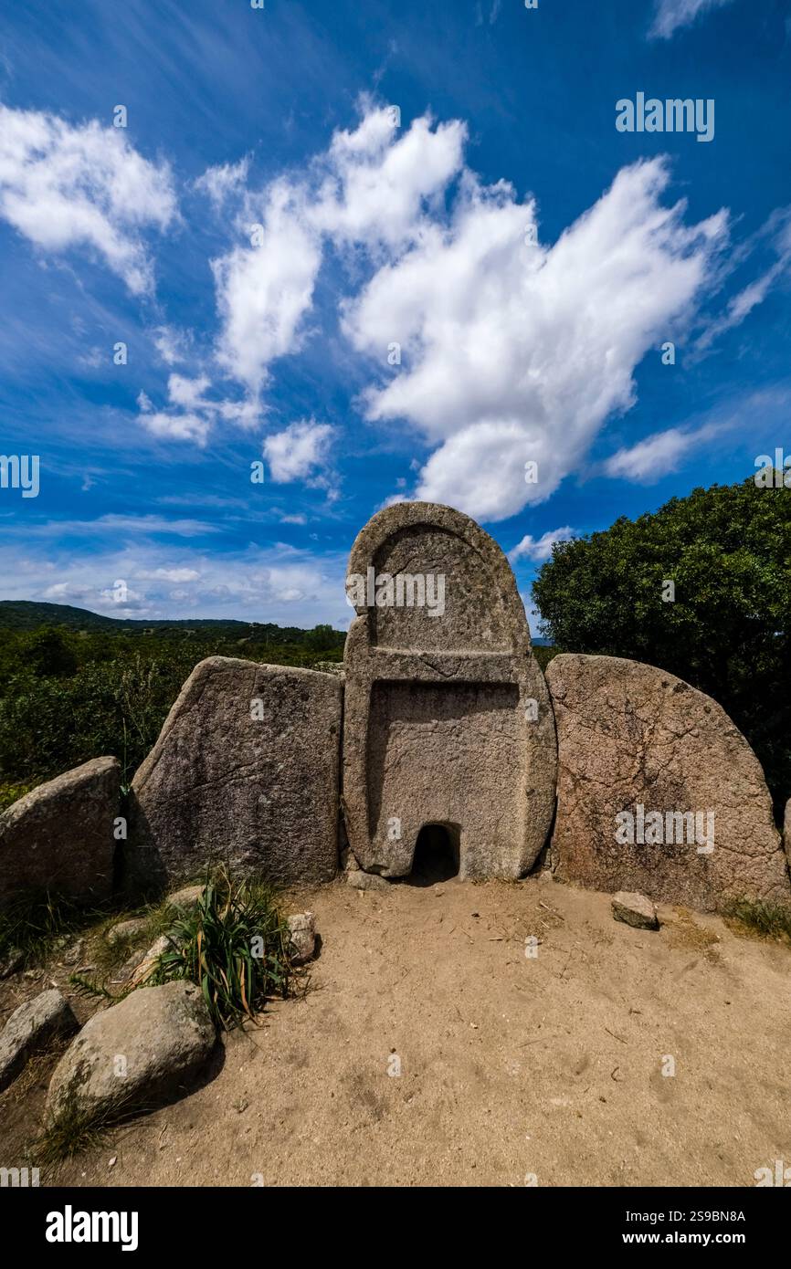 The giant tomb of S'Ena'e Thomes, Tomba dei giganti di S'Ena e Thomes, an archaeological site from the Nuragic period dating back to the Bronze Age. Stock Photo