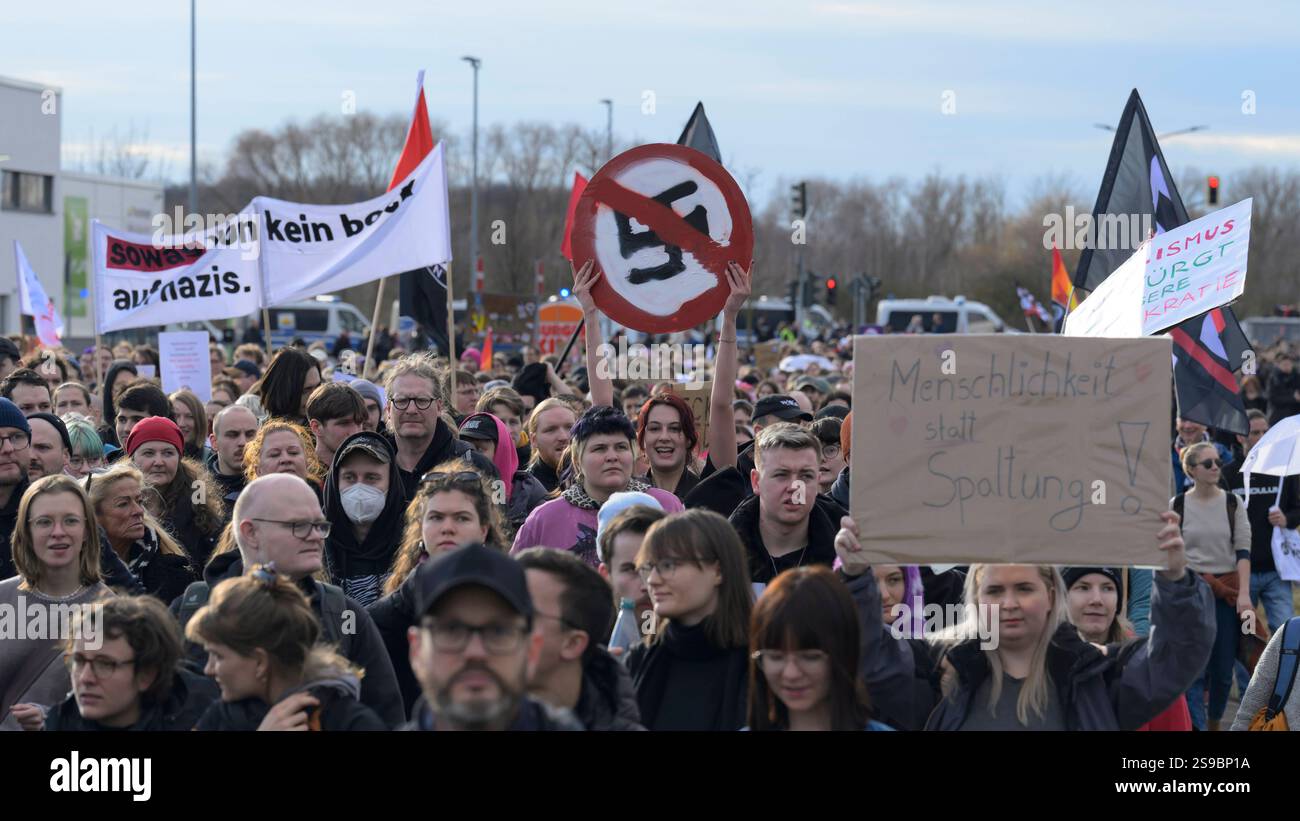 GER, Halle an der Saale, Messe, Gegen - Demo zu Veranstaltung der AFD ...