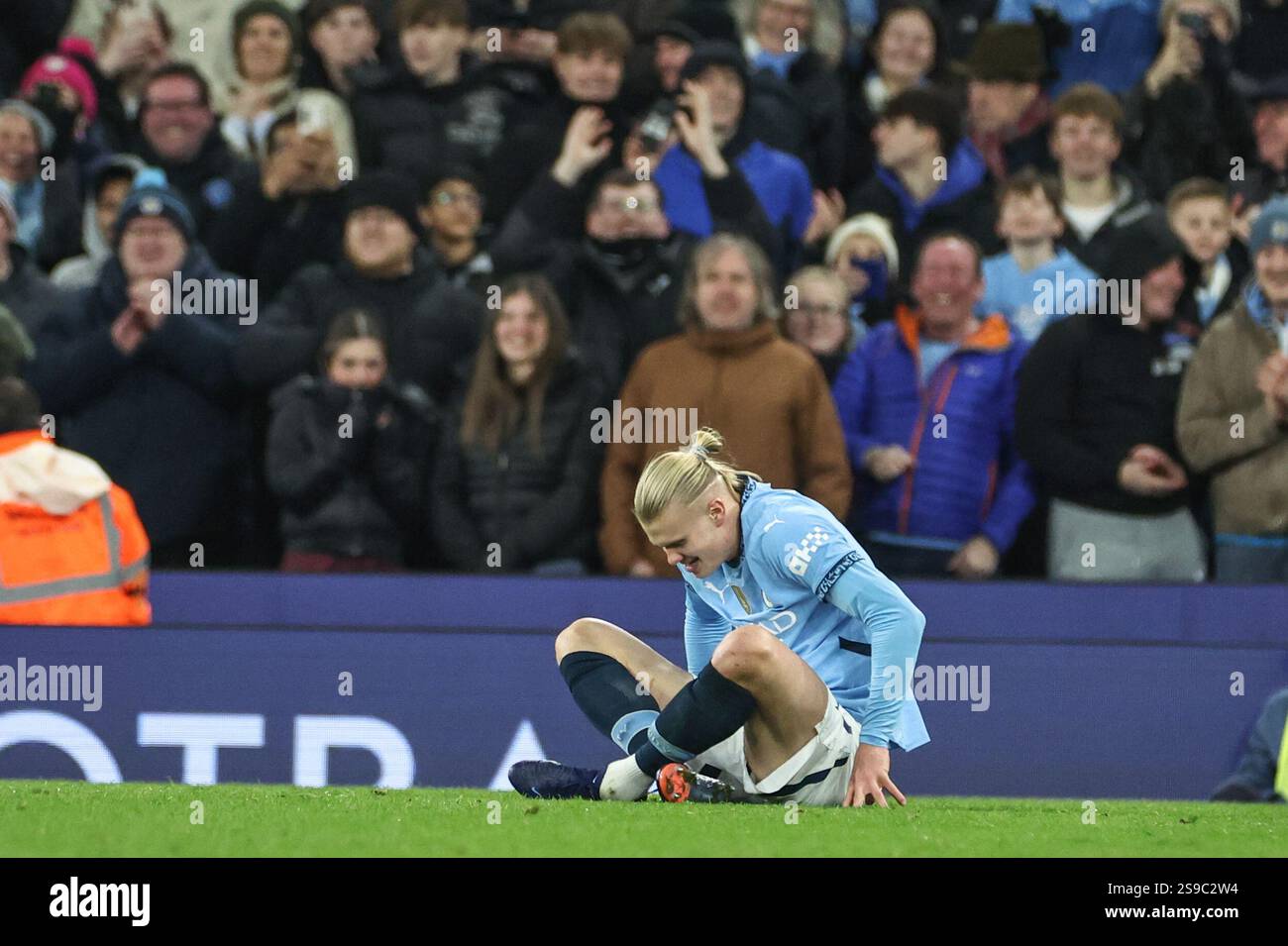 แมนฯ ซิตี้ ทวงจ่าฝูง หลังถล่มเชลซี 3-0 - ลิเวอร์พูลสะดุดเจ๊าฟูแล่ม