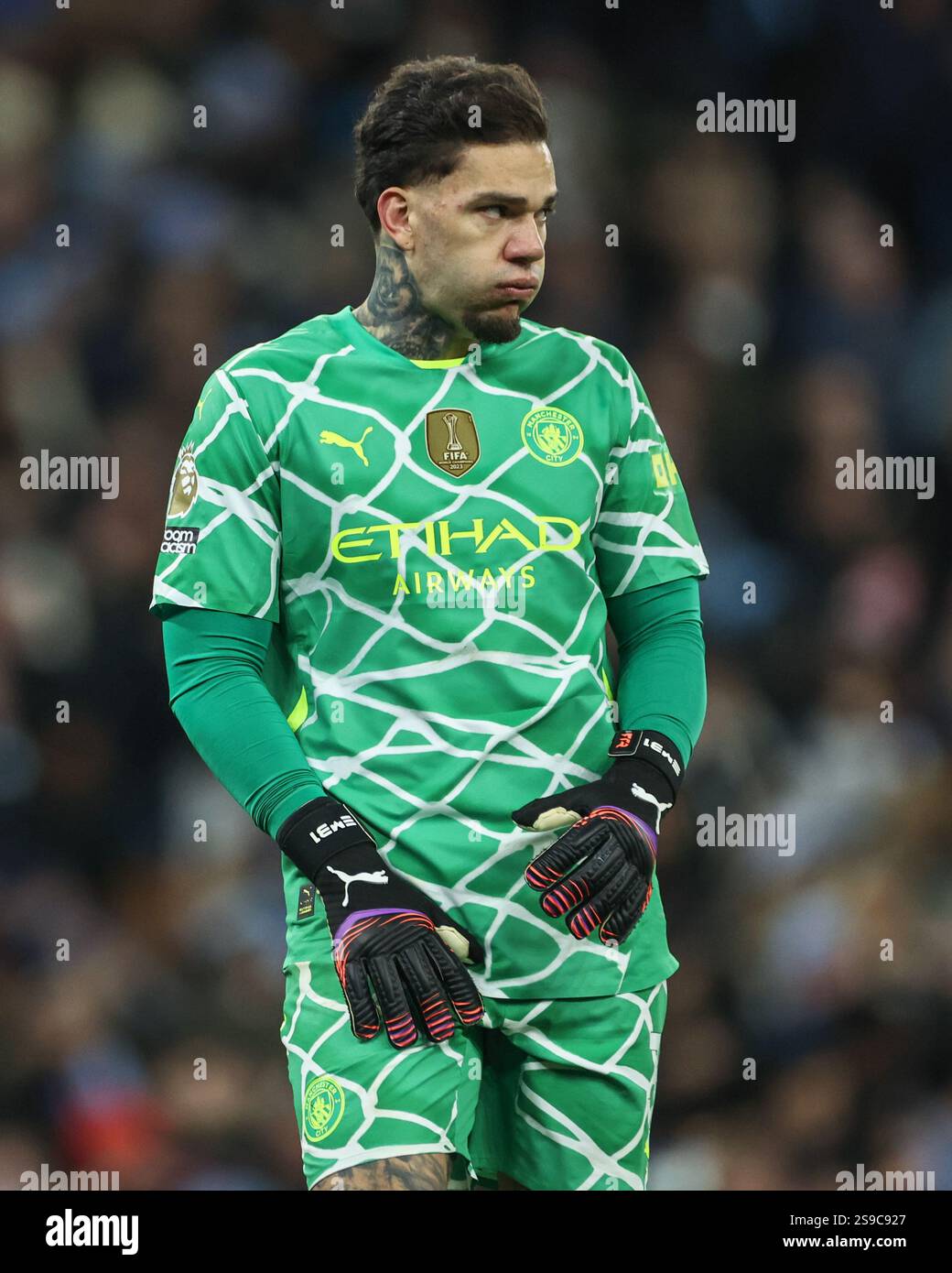 Ederson of Manchester City during the Premier League match Manchester ...