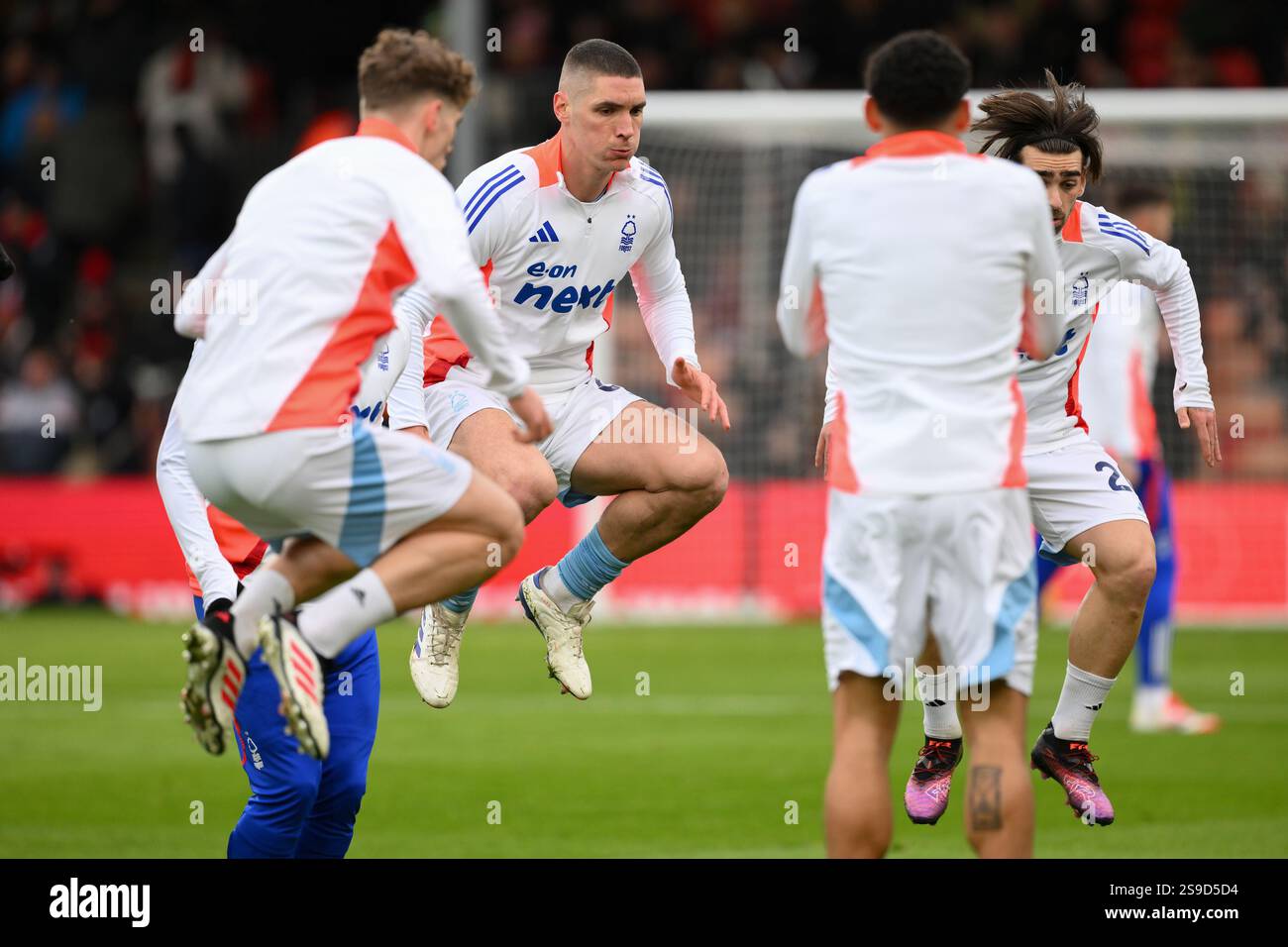 Kick off premier league 2025 hi res stock photography and images Alamy