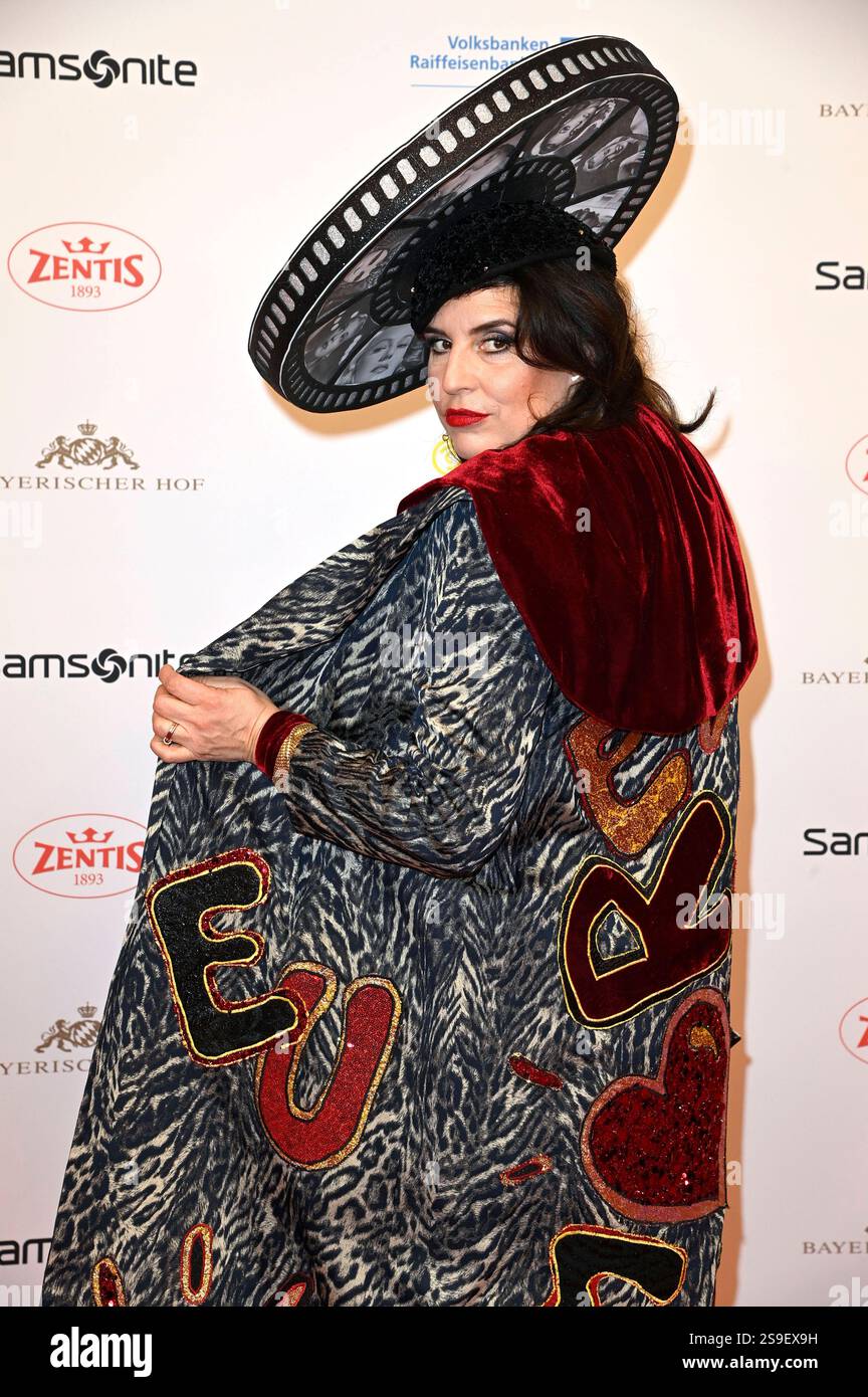 Elena Uhlig beim 49. Deutschen Filmball 2025 im Hotel Bayerischer Hof