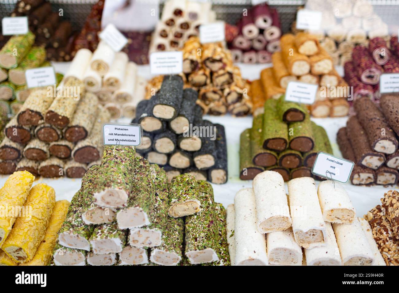 Turkish Sweets Showcase, Traditional Pastry Stock Photo - Alamy