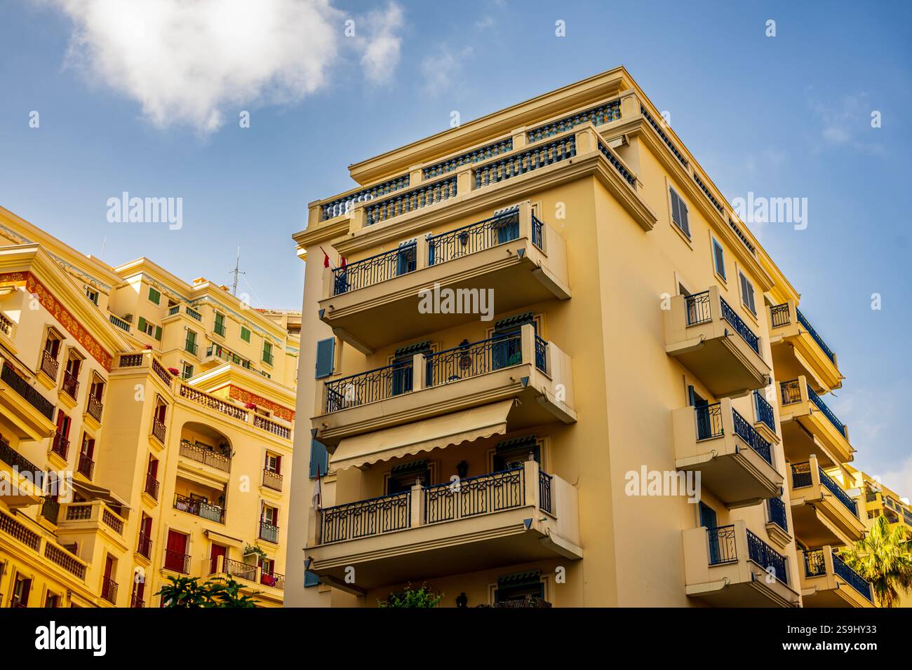 Luxury No Fee Apartments in Jersey City | Newport Rentals