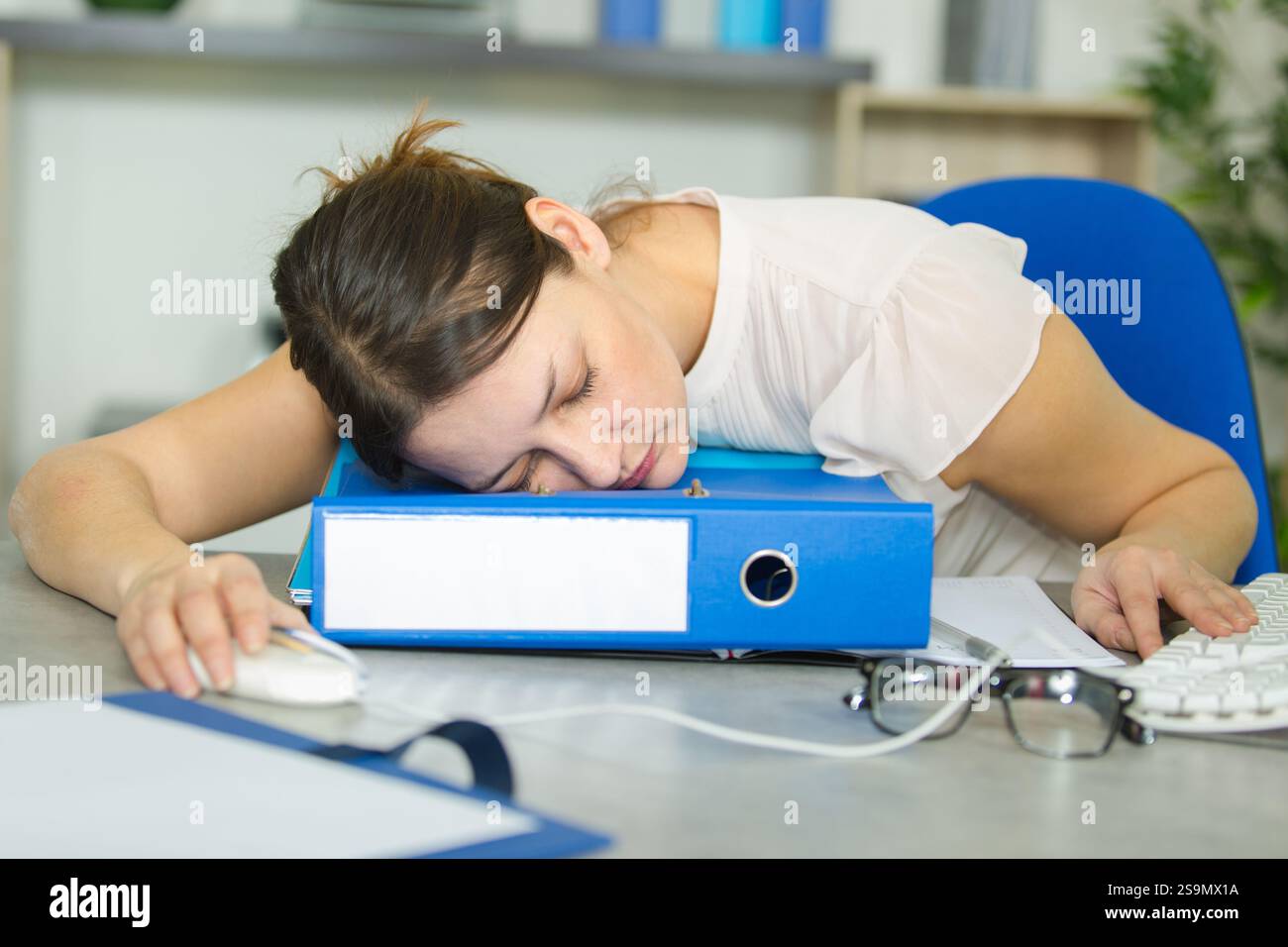 Tired black woman in yellow hi-res stock photography and images - Alamy