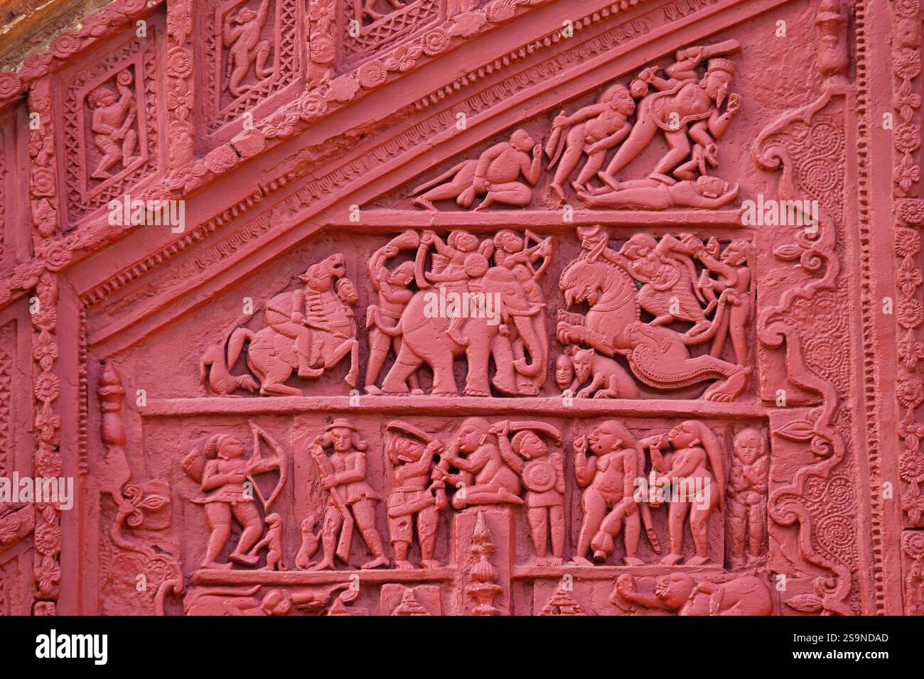 Terracotta carvings illustrating war scenes on the front façade ...