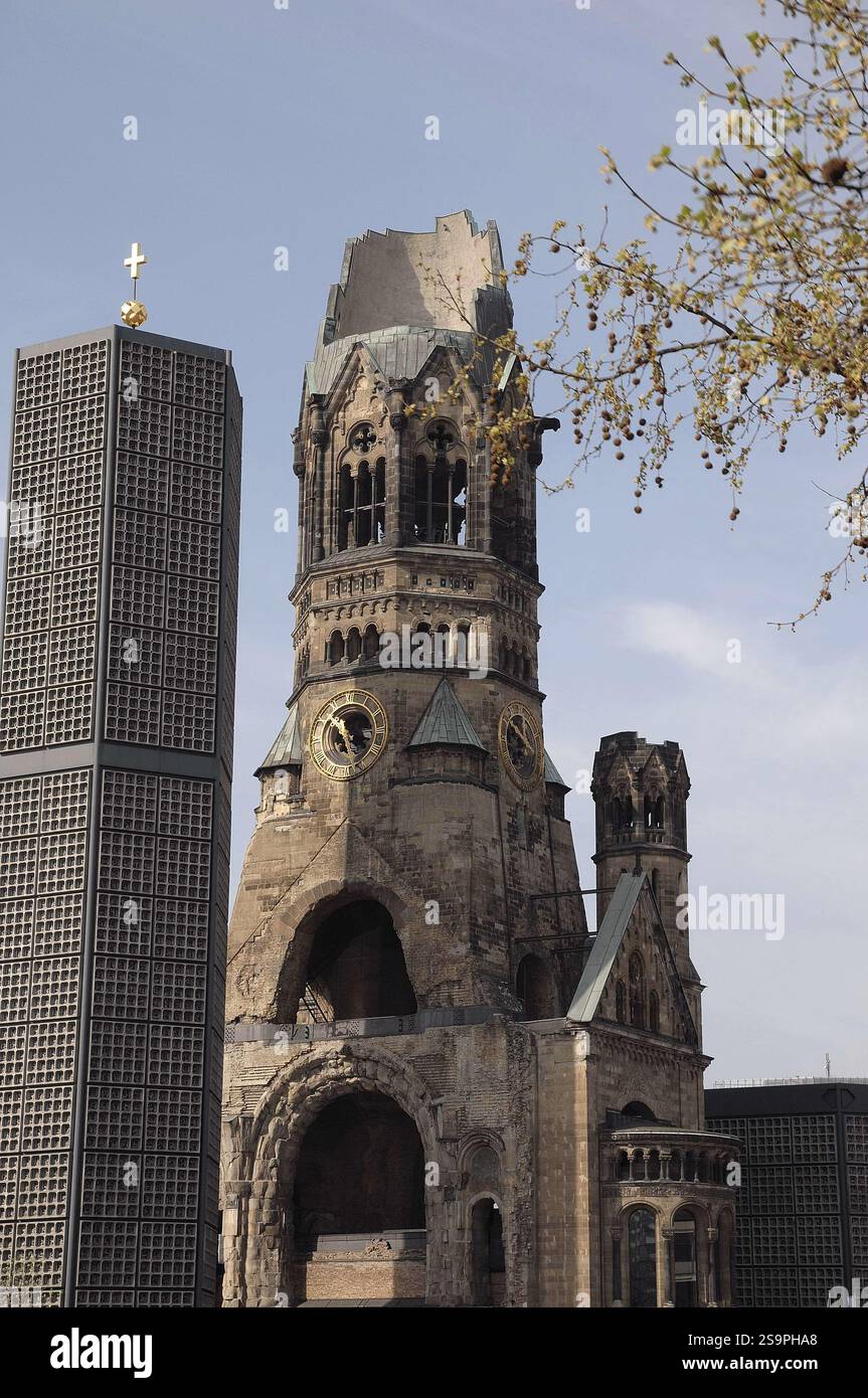 Ruins of the Kaiser Wilhelm Memorial Church with its striking tower ...