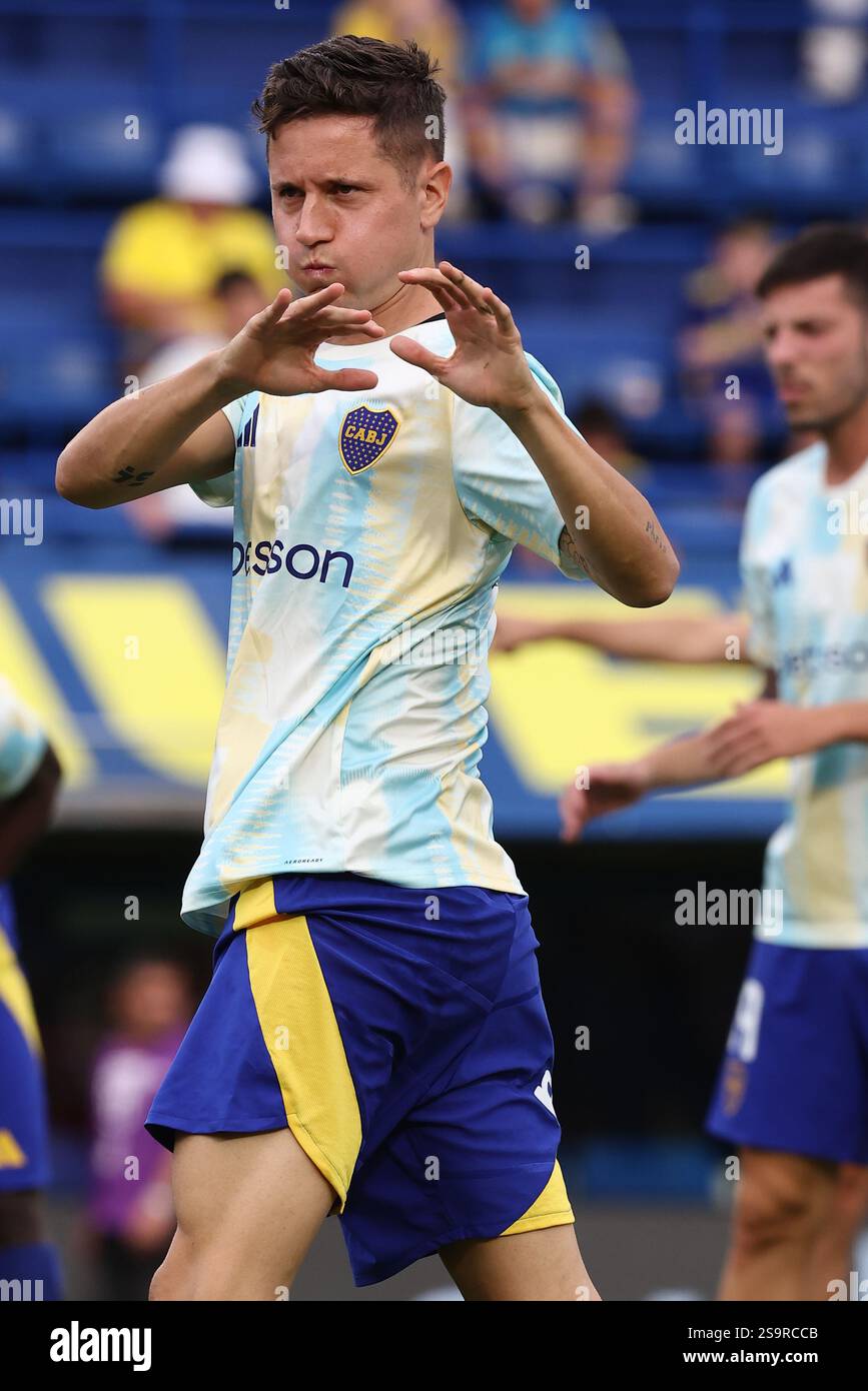 Boca Juniors' Spaniard midfielder Ander Herrera warms up before the