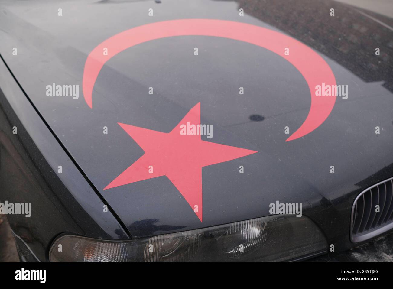 Motorhaubenabdeckung Mit Afghanischer Flagge - Schwarz-Rot-Grün Streifen