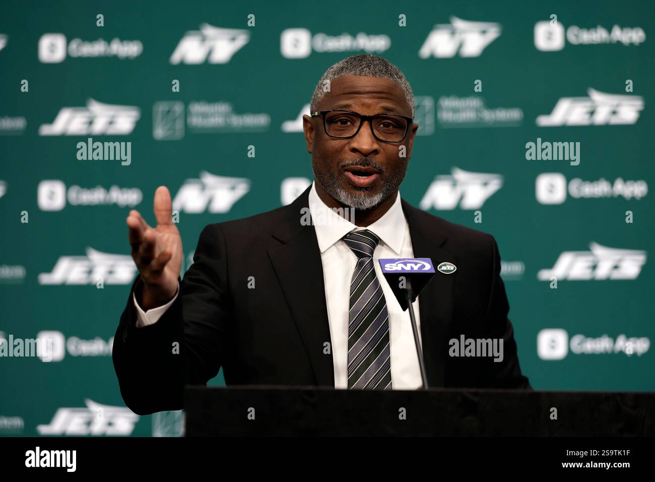 The New York Jets introduce new head coach Aaron Glenn during a press ...