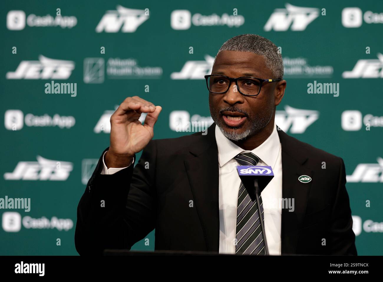 New York Jets new head coach Aaron Glenn speaks during a press ...