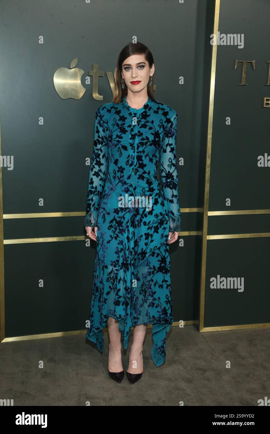 Lizzy Caplan at the 'Truth Be Told' TV show premiere, Arrivals, Samuel Goldwyn Theater, Los Angeles, USA - 11th November 2019 Stock Photo