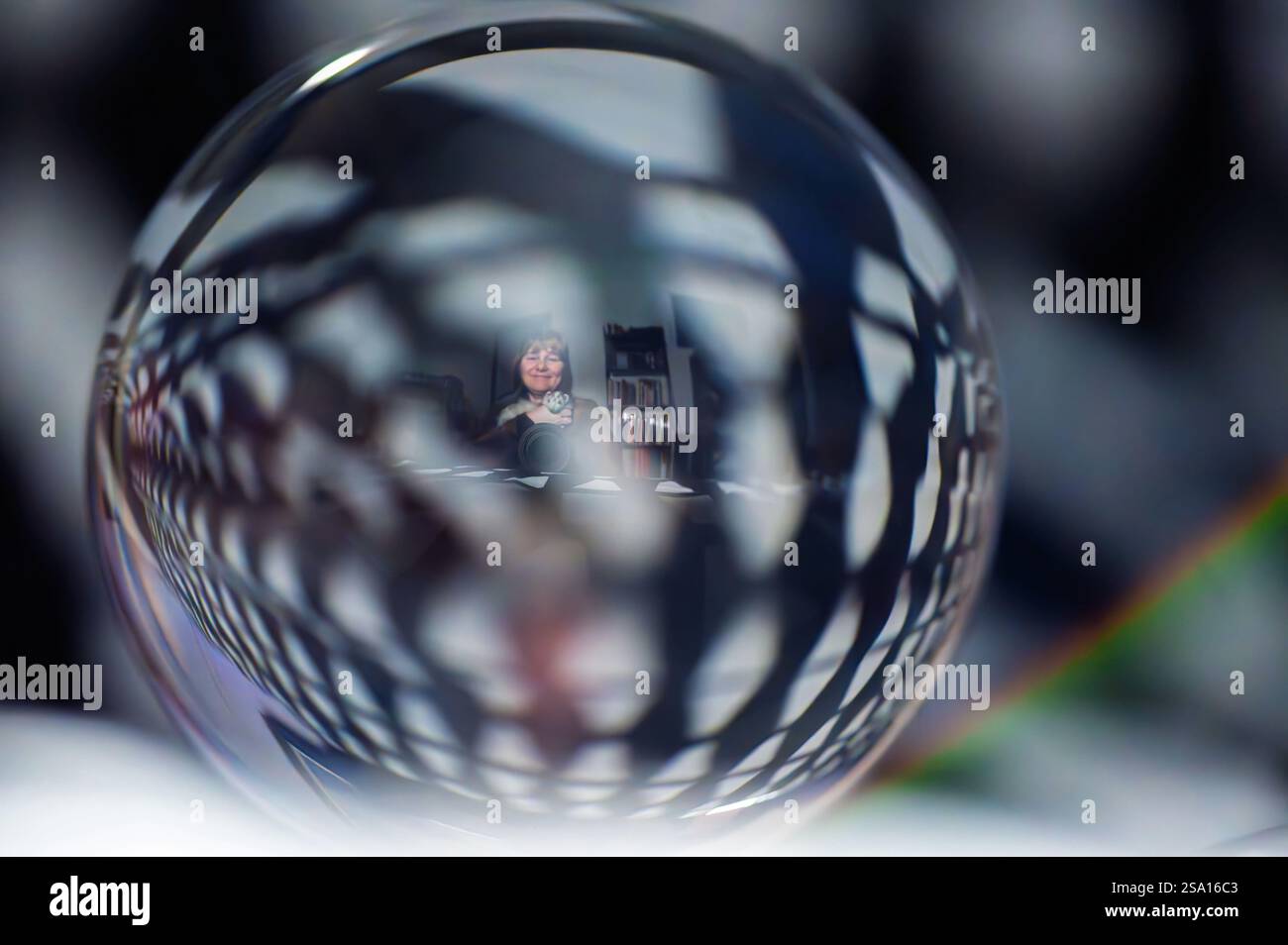 Sphere reflection hi-res stock photography and images - Alamy Sphere reflection hi-res stock photography and images - Alamy