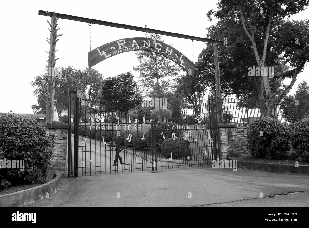 The entrance to the iconic Loretta Lynn Dude Ranch in Hurricane Mills ...
