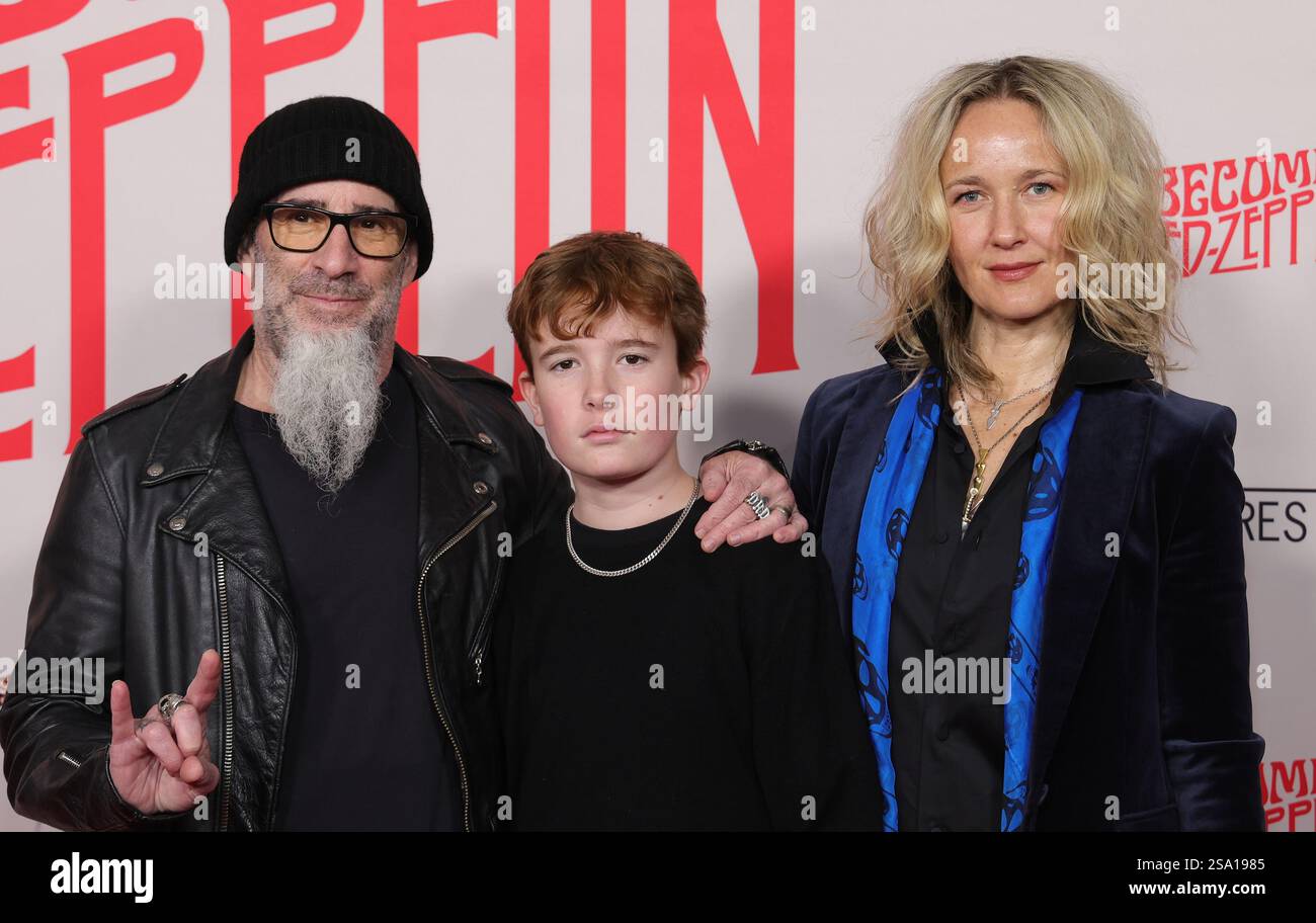 HOLLYWOOD, CA - JANUARY 27: Scott Ian, Revel Young Ian,Pearl Aday at ...