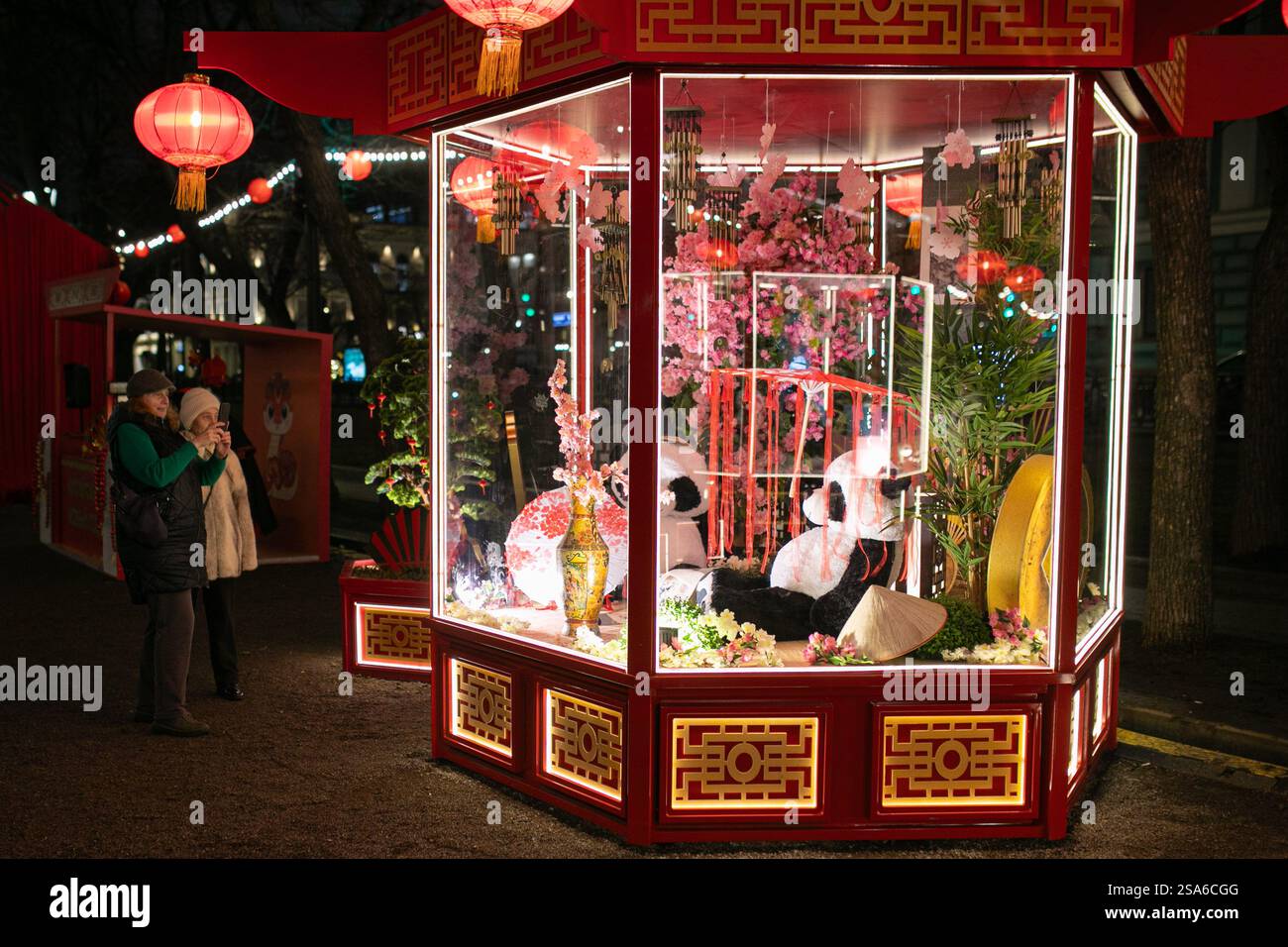 what do people do on chinese new year