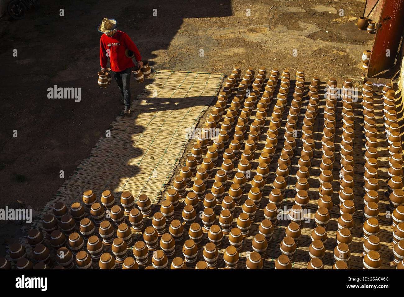 Oulja potters’ village, Rabat, Morocco Stock Photo - Alamy