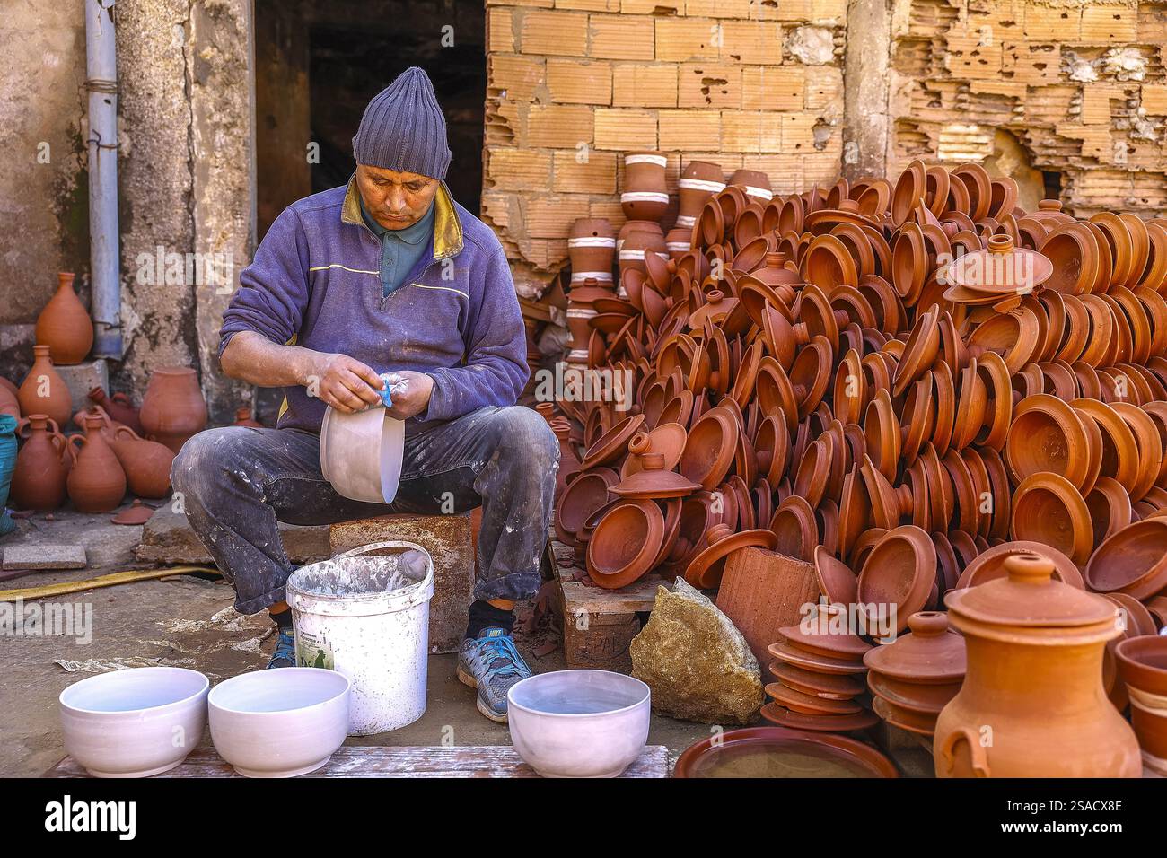 Oulja potters’ village, Rabat, Morocco Stock Photo - Alamy