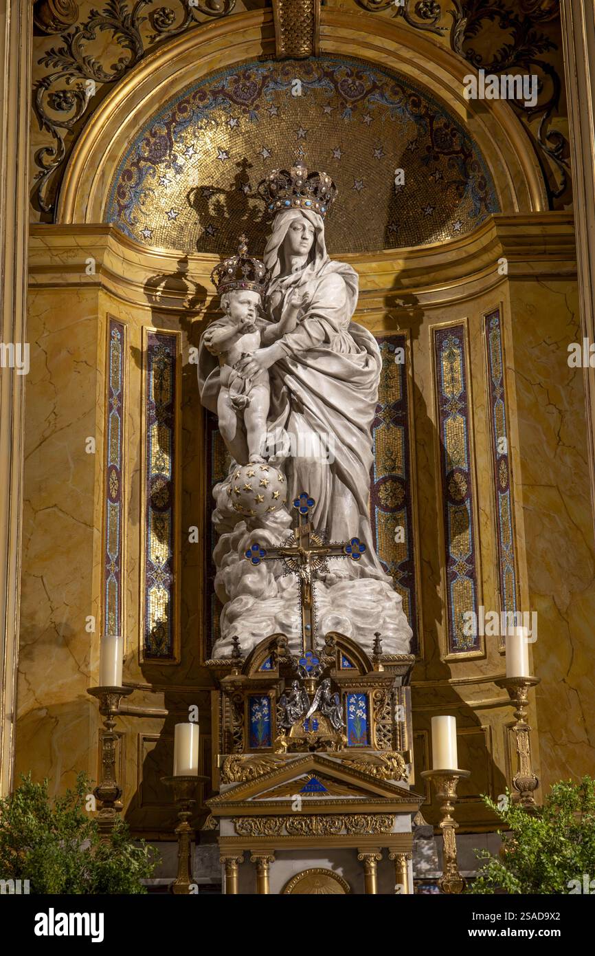 Notre Dame des Victoires church, Paris, France. Virgin and child statue ...