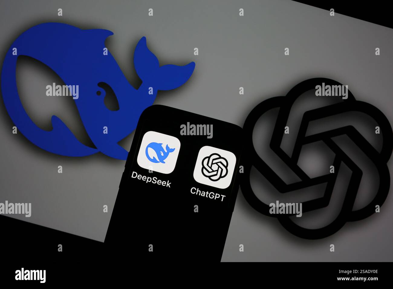 london-uk-29-january-2025-the-chinese-deepseek-and-us-chatgpt-applications-are-displayed-on-a-smartphone-with-the-deepseek-and-chatgpt-logos-visible-on-a-computer-screen-in-the-background-credit-waldemar-sikora-alamy-live-news-2SADY0E.jpg