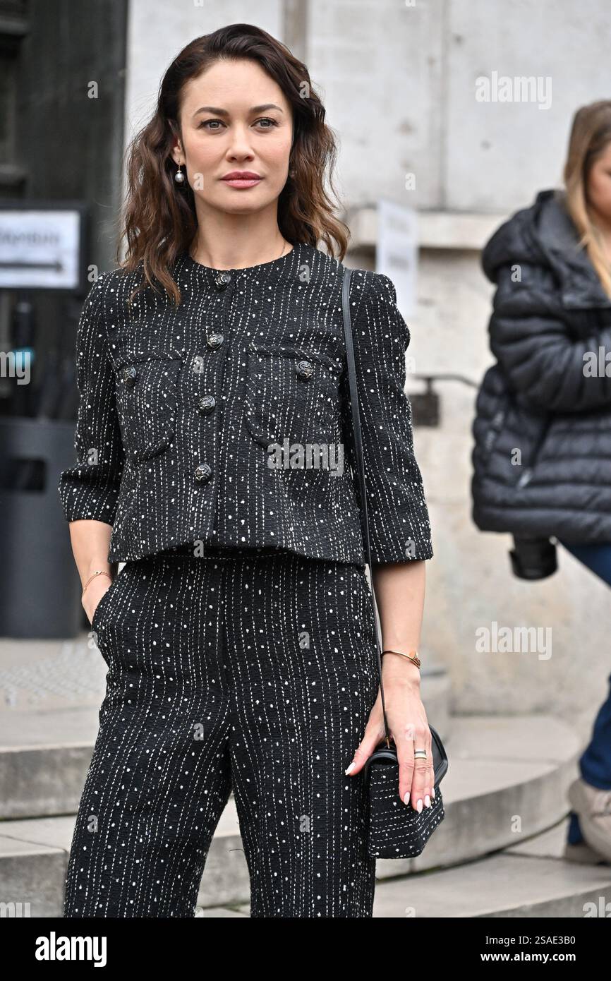 Paris France 29th Jan 2025 Olga Kurylenko At Elie Saab Show During paris-france-29th-jan-2025-olga-kurylenko-at-elie-saab-show-during