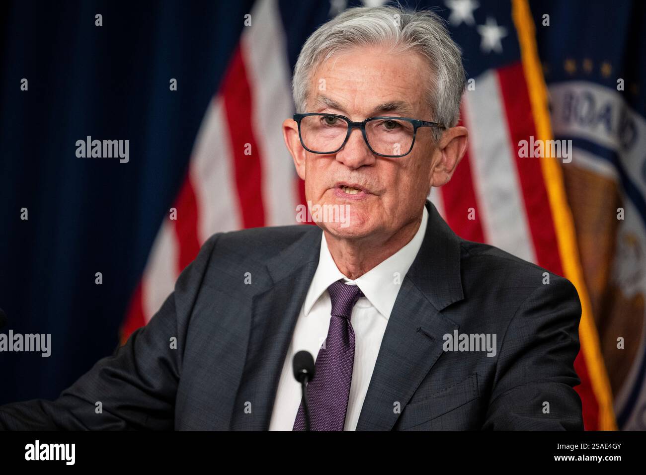 Fed Policy Mistake Fears Fuel Market Volatility: 2025 Analysis