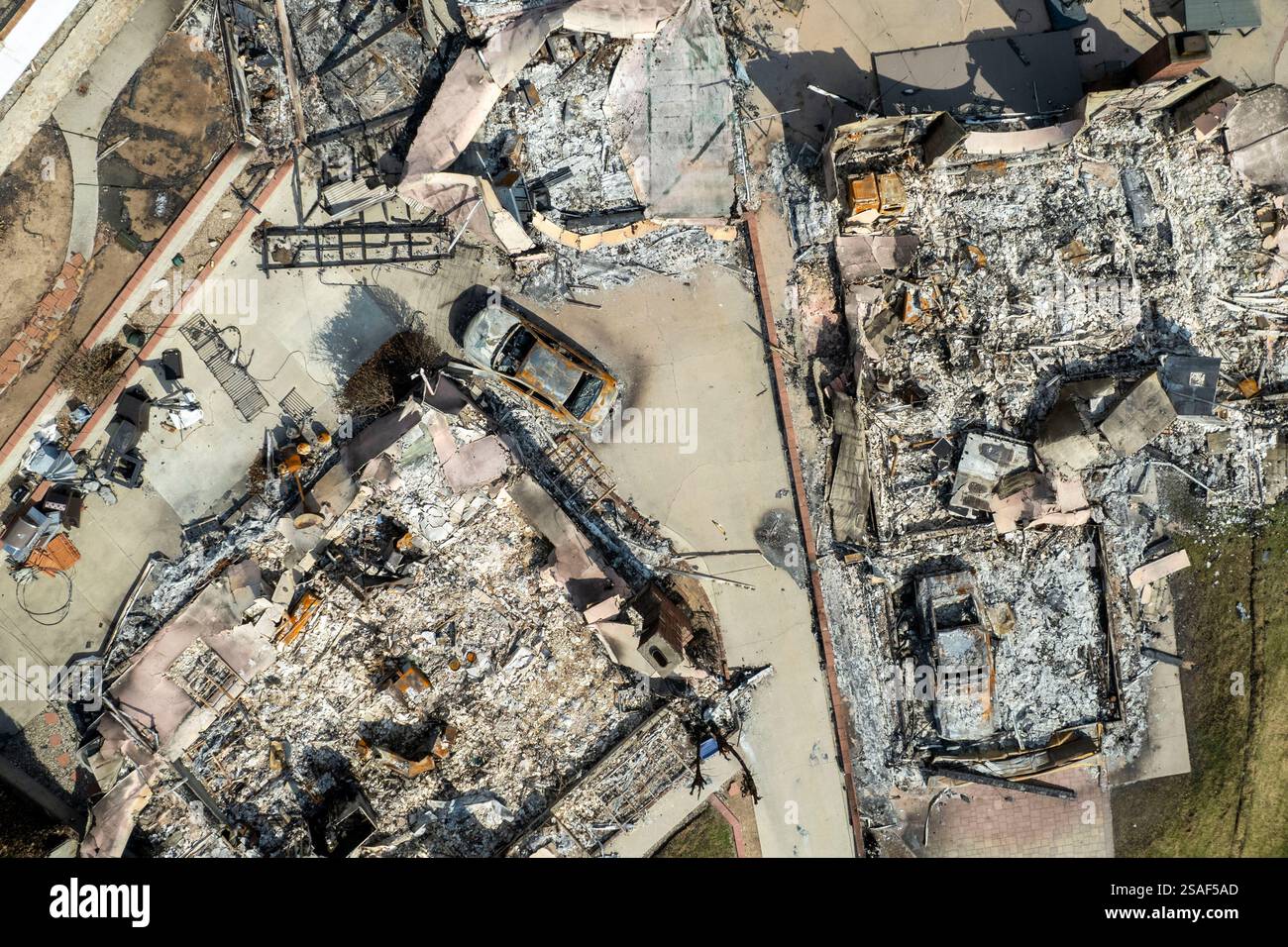 Los Angeles, California, USA. 29th Jan, 2025. A drone captures ...