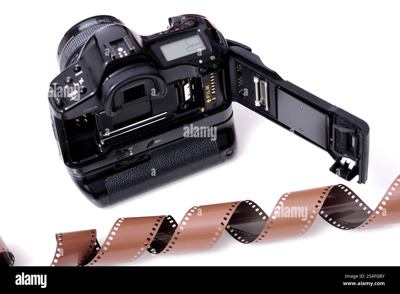 Canon eos 1 n camera hi-res stock photography and images - Alamy
