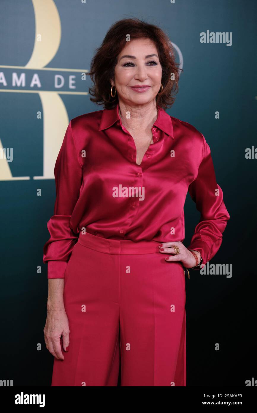 Ana rosa quintana tv hi-res stock photography and images - Alamy