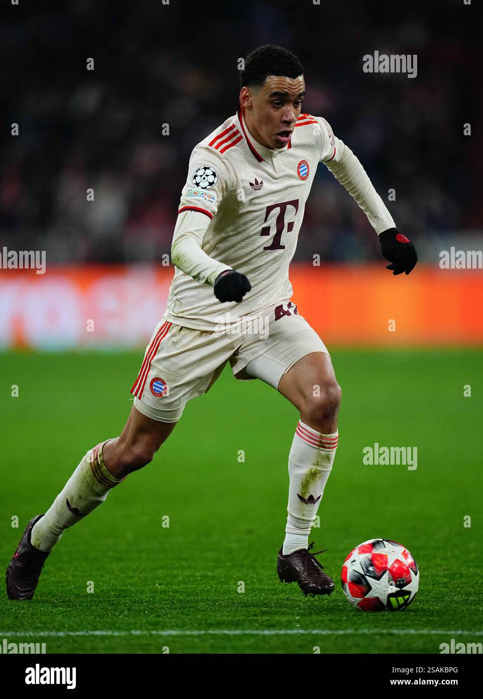 Jamal Musiala Inspires Bayern Munich to Thrilling Champions League Victory on Return Jamal Musiala Inspires Bayern Munich to Thrilling Champions League Victory on Return