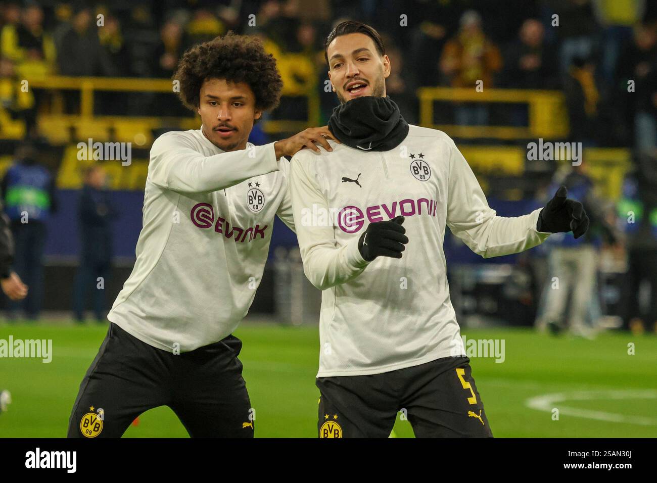 aufstellungen: teilnehmer: borussia dortmund gegen schachtar donezk