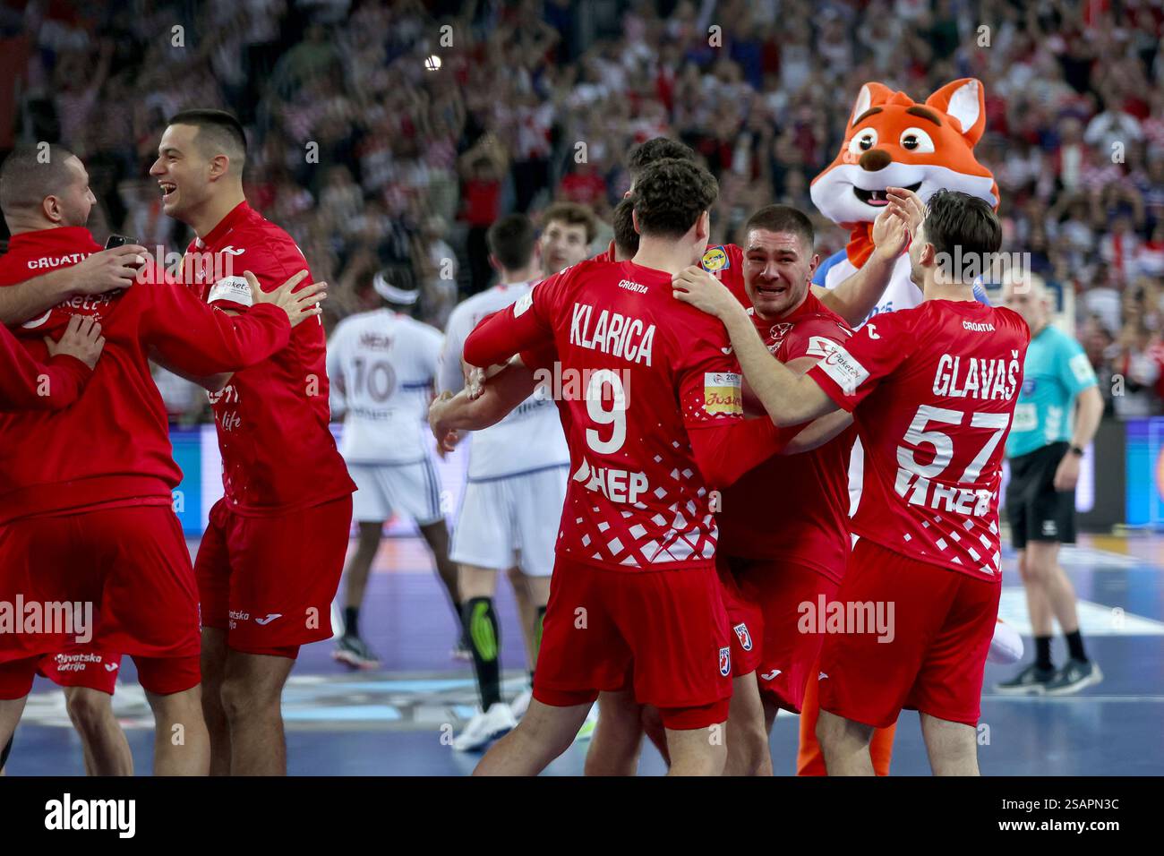 Players of Croatia celebrates after the 2025 IHF Men's Handball World