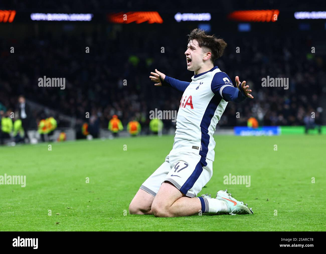mikey-moore-of-tottenham-hotspur-celebrates-scoring-his-sides-third