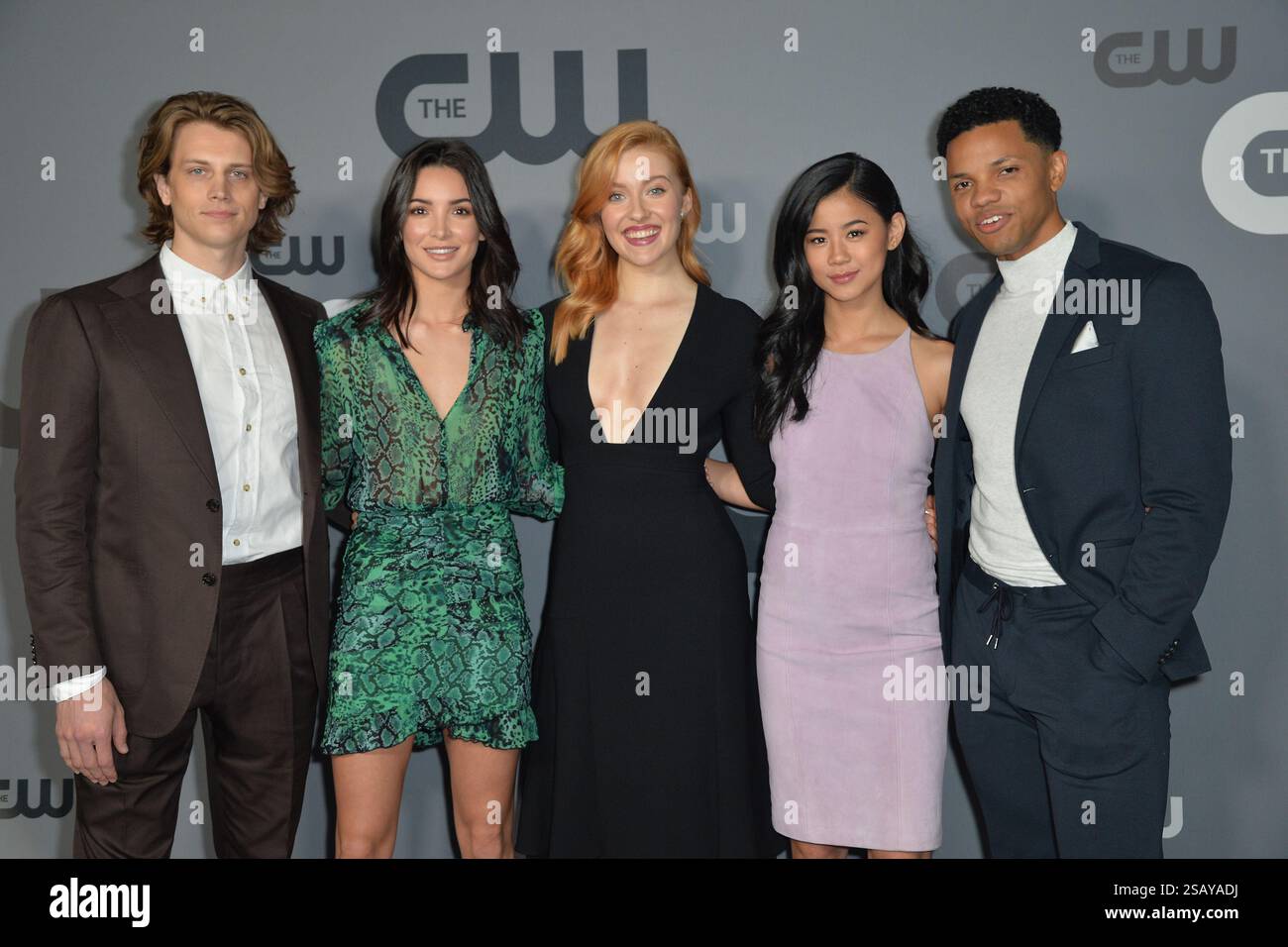 Bild Alex Saxon, Kennedy Mcmann, Maddison Jaizani – GKMPE