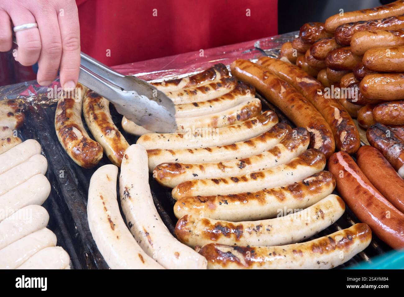 Neuwied Germany 31st Jan 2025 A Wide Variety Of Sausages Are Neuwied Germany 31st Jan 2025 A Wide Variety Of Sausages Are Grilled At The Currywurst Festival In Neuwieds Pedestrian Zone Sausage Stalls Offer A Colorful Cross Section Of The World Of Sausage Credit Thomas Freydpaalamy Live News 2SAYMB4
