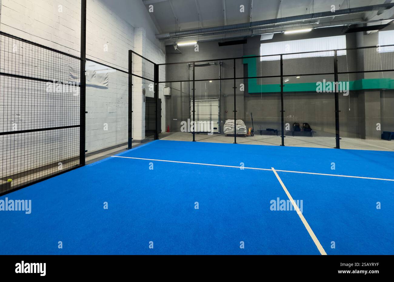 Empty blue padel court hi-res stock photography and images - Alamy