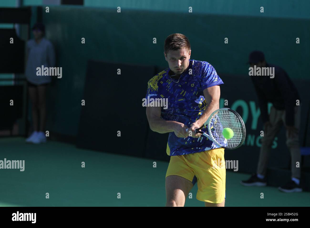 Tunis, Tunis, Tunisia, Tunisia. 31st Jan, 2025. TUNIS, TUNISIA - JANUARY 31: Oleksandr Ovcharenko of Ukraine returns the ball to Moez Echargui of Tunisia during Davis Cup World Group 1 match of the Europe and Africa Zone, at El Menzah Stadium in Tunisia, on 31 January, 2025. Credit: Hasan Mrad/ZUMA Press Wire/ZUMA Wire/Alamy Live News Stock Photo
