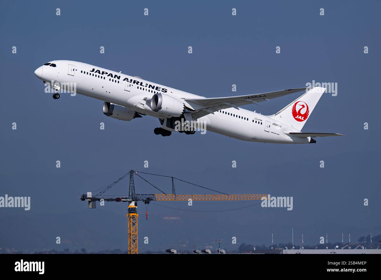 Japan airlines boeing 787 hi-res stock photography and