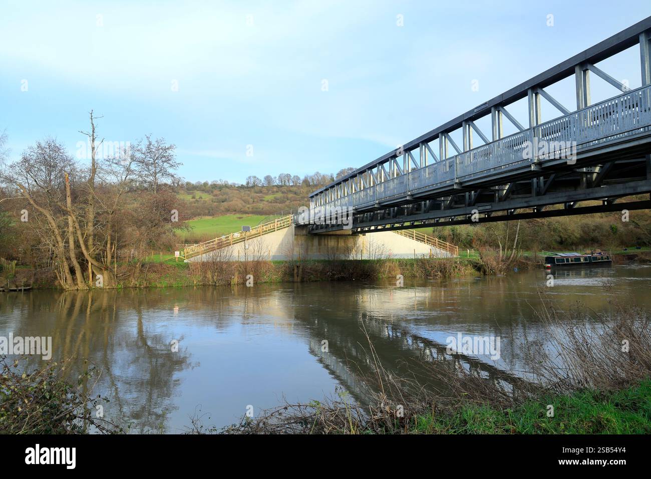 New bridge crossing the River Avon from the A431 to Saltford water treatment works, Saltford, near Bath, Somerset, England. Stock Photo