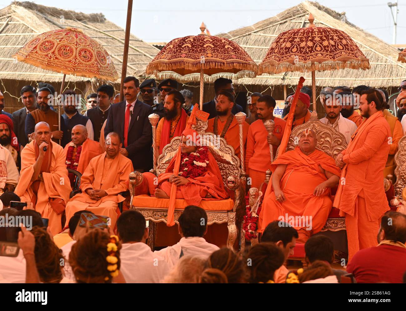 Yogi adityanath hi-res stock photography and images - Alamy