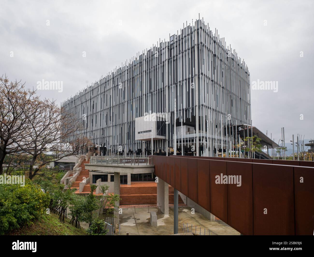 New artistic innovation hi-res stock photography and images - Alamy