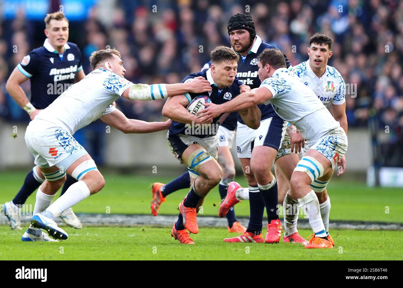 Scotland's Rory Darge (centre) during the Guinness Six Nations match at